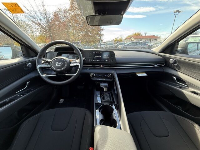 2026 Hyundai Elantra Hybrid Blue San Clemente CA 2026 Hyundai Elantra Hybrid Blue San Clemente CA