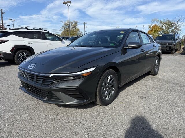 2026 Hyundai Elantra Hybrid Blue San Clemente CA 2026 Hyundai Elantra Hybrid Blue San Clemente CA
