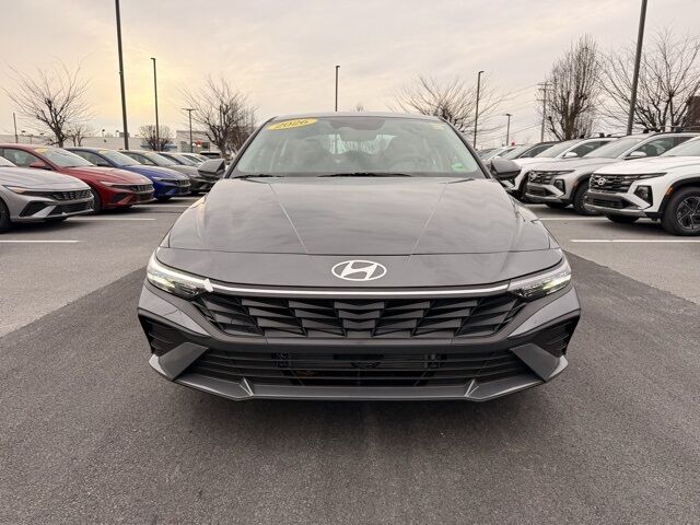 2026 Hyundai Elantra Hybrid Blue San Clemente CA 2026 Hyundai Elantra Hybrid Blue San Clemente CA