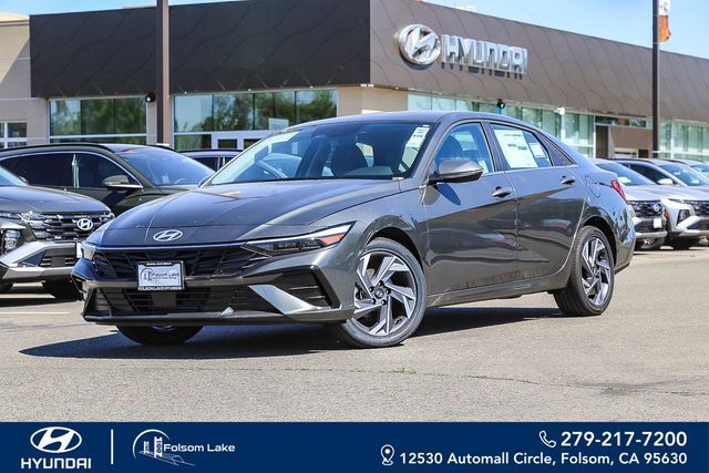 2026 Hyundai Elantra Limited 2026 Hyundai Elantra Limited
