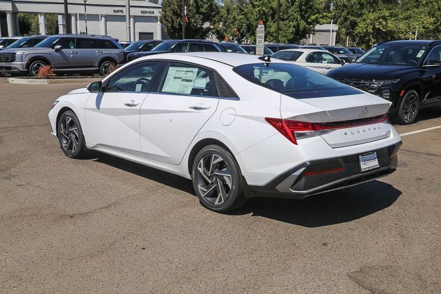 2026 Hyundai Elantra Limited 2026 Hyundai Elantra Limited