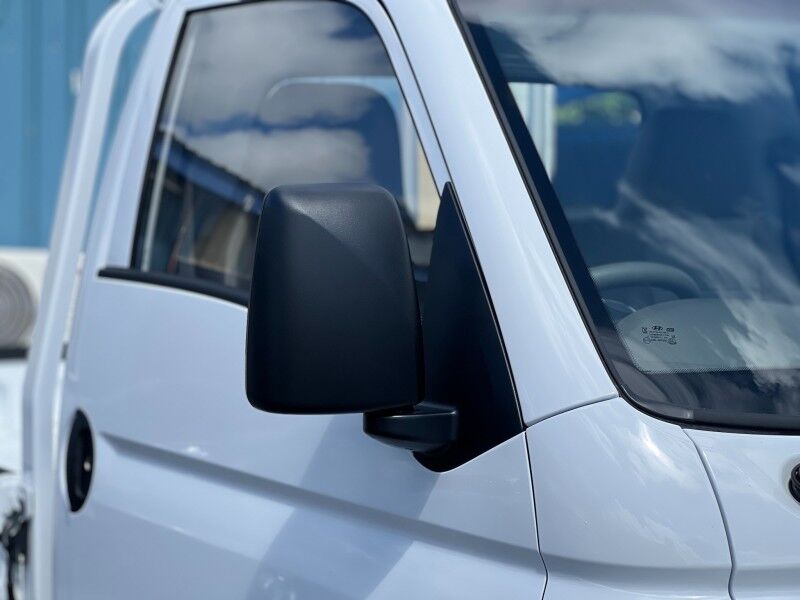 2026 Hyundai H100 Flat Deck 6 Wheelers (2.6L Diesel) Vaitele 2026 Hyundai H100 Flat Deck 6 Wheelers (2.6L Diesel) Vaitele