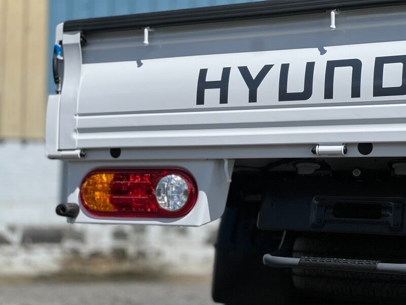 2026 Hyundai H100 Flat Deck 6 Wheelers (2.6L Diesel) Vaitele 2026 Hyundai H100 Flat Deck 6 Wheelers (2.6L Diesel) Vaitele