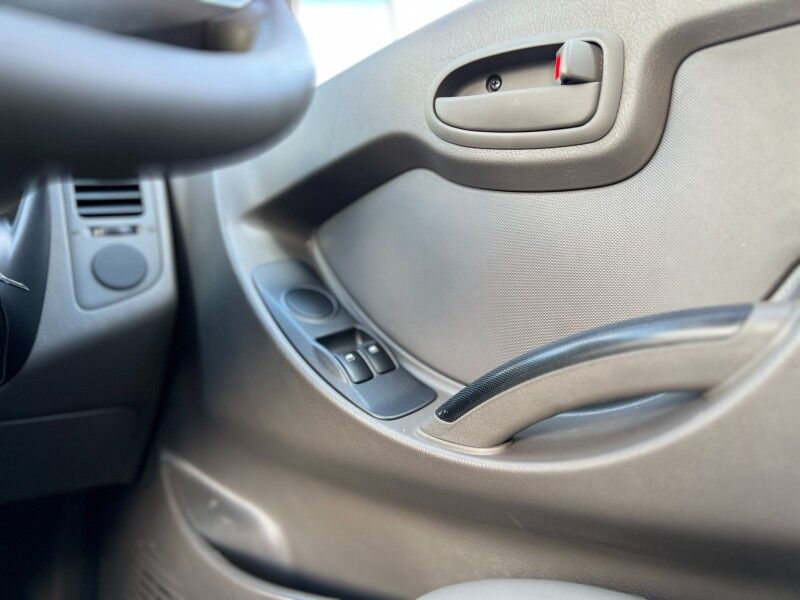 2026 Hyundai H100 Flat Deck 6 Wheelers (2.6L Diesel) Vaitele 2026 Hyundai H100 Flat Deck 6 Wheelers (2.6L Diesel) Vaitele