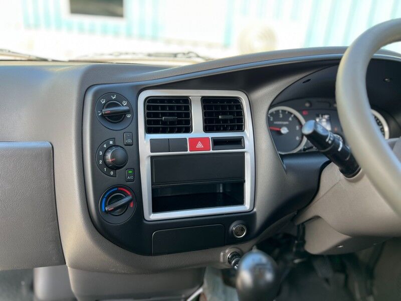 2026 Hyundai H100 Flat Deck 6 Wheelers (2.6L Diesel) Vaitele 2026 Hyundai H100 Flat Deck 6 Wheelers (2.6L Diesel) Vaitele