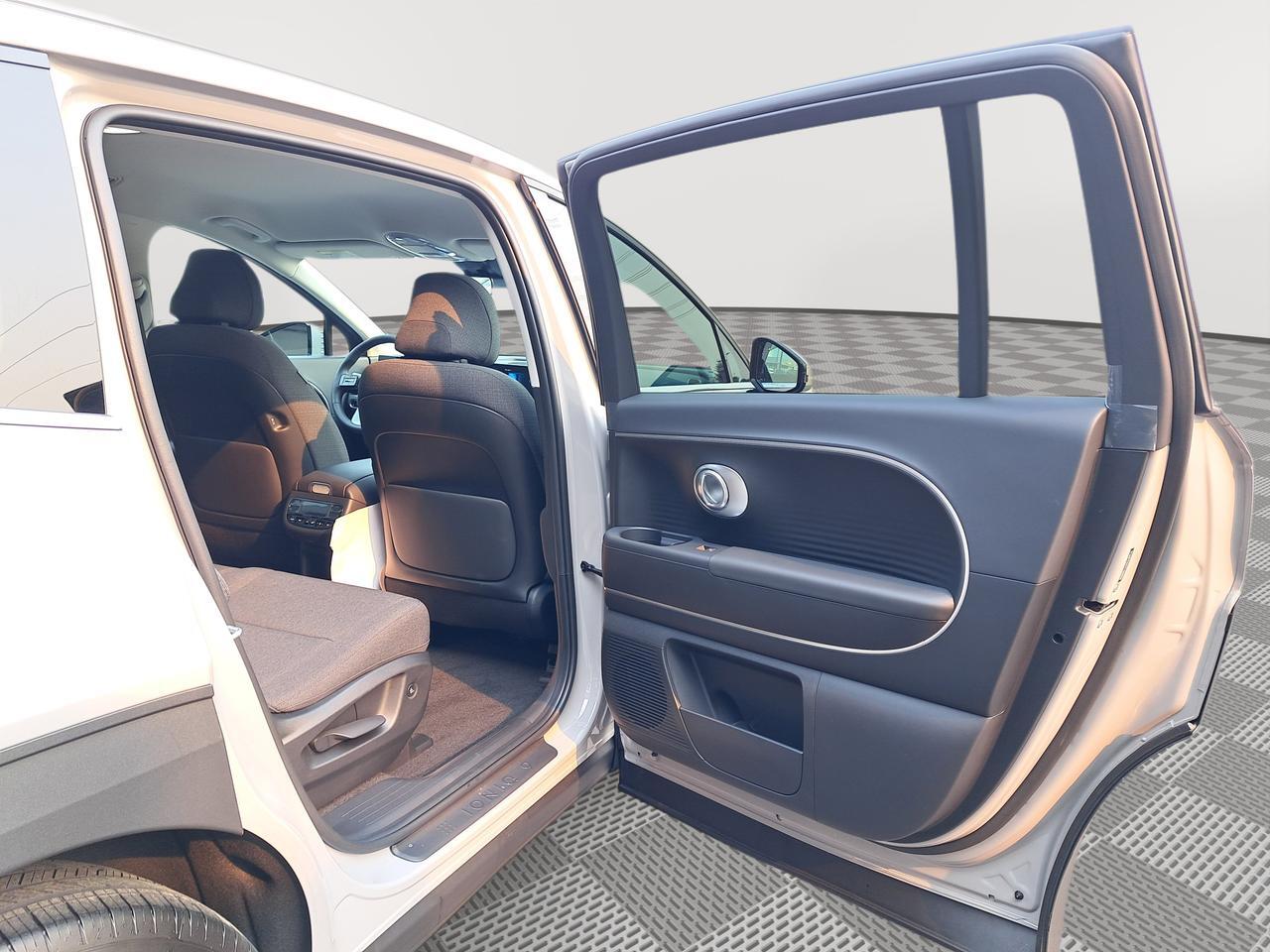 2026 Hyundai IONIQ 9 SE San Clemente CA 2026 Hyundai IONIQ 9 SE San Clemente CA