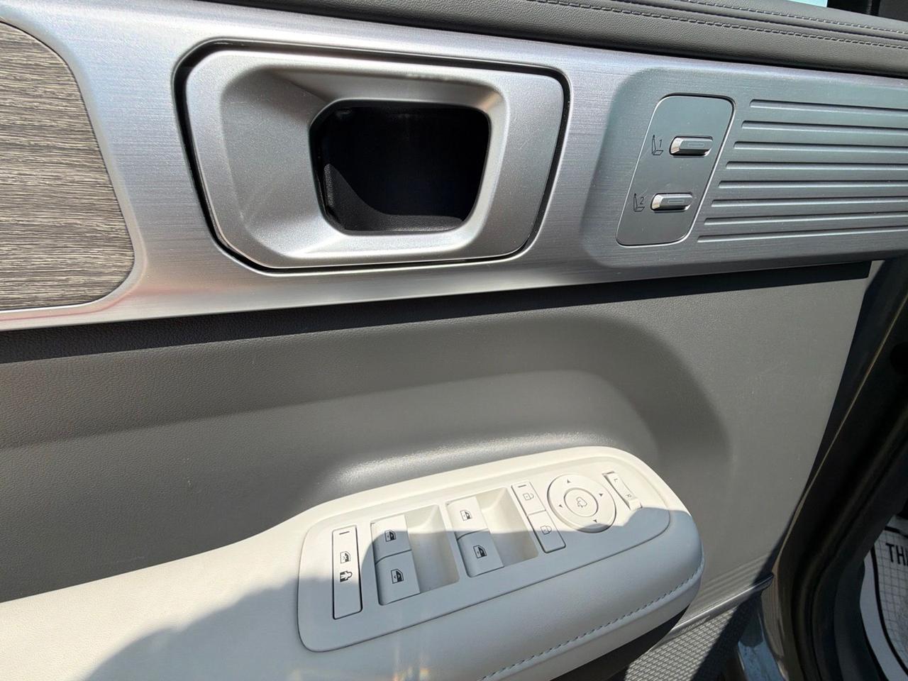 2026 Hyundai Santa Fe Calligraphy Watertown SD 2026 Hyundai Santa Fe Calligraphy Watertown SD