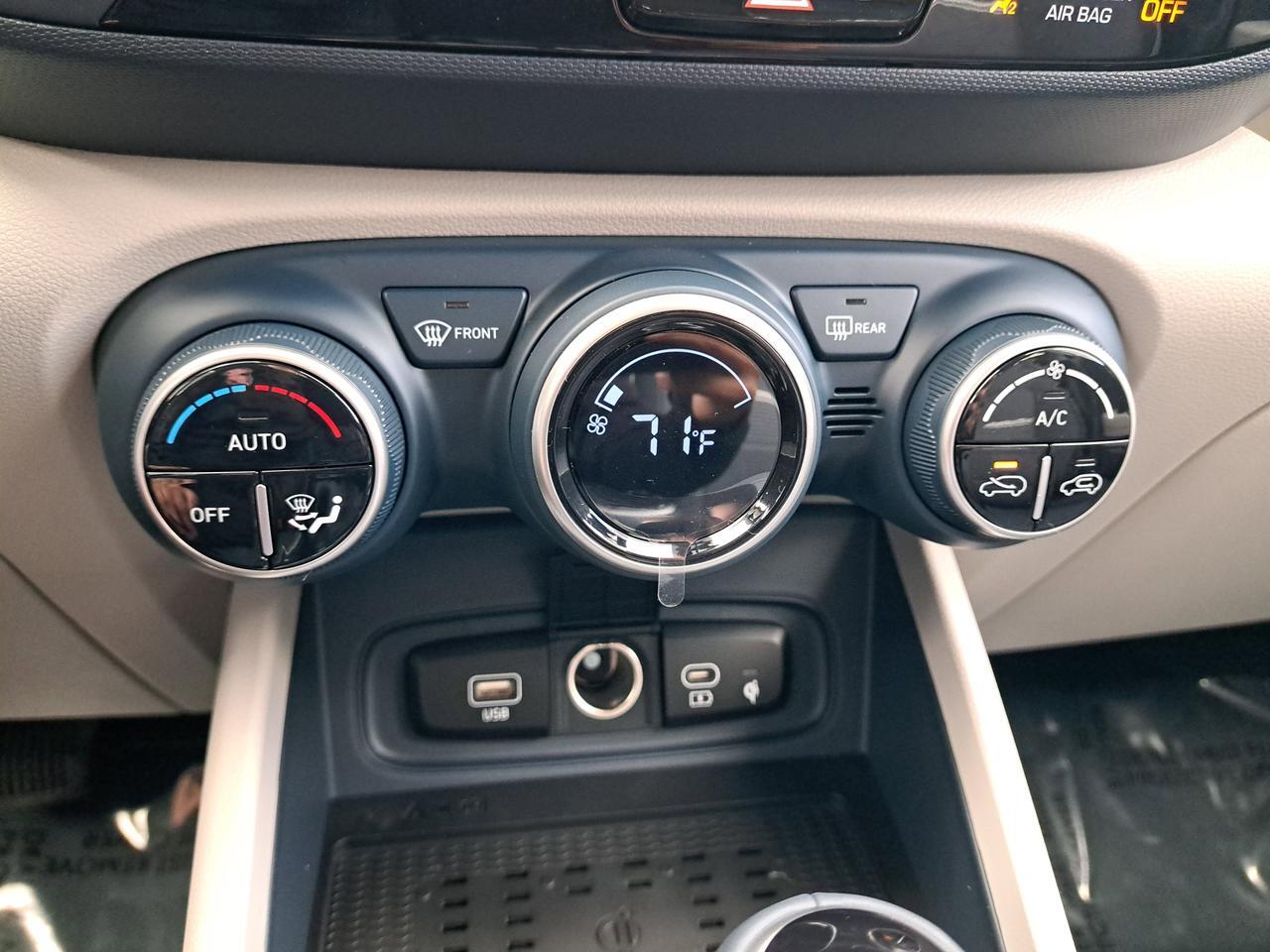 2026 Hyundai Venue SEL San Clemente CA 2026 Hyundai Venue SEL San Clemente CA