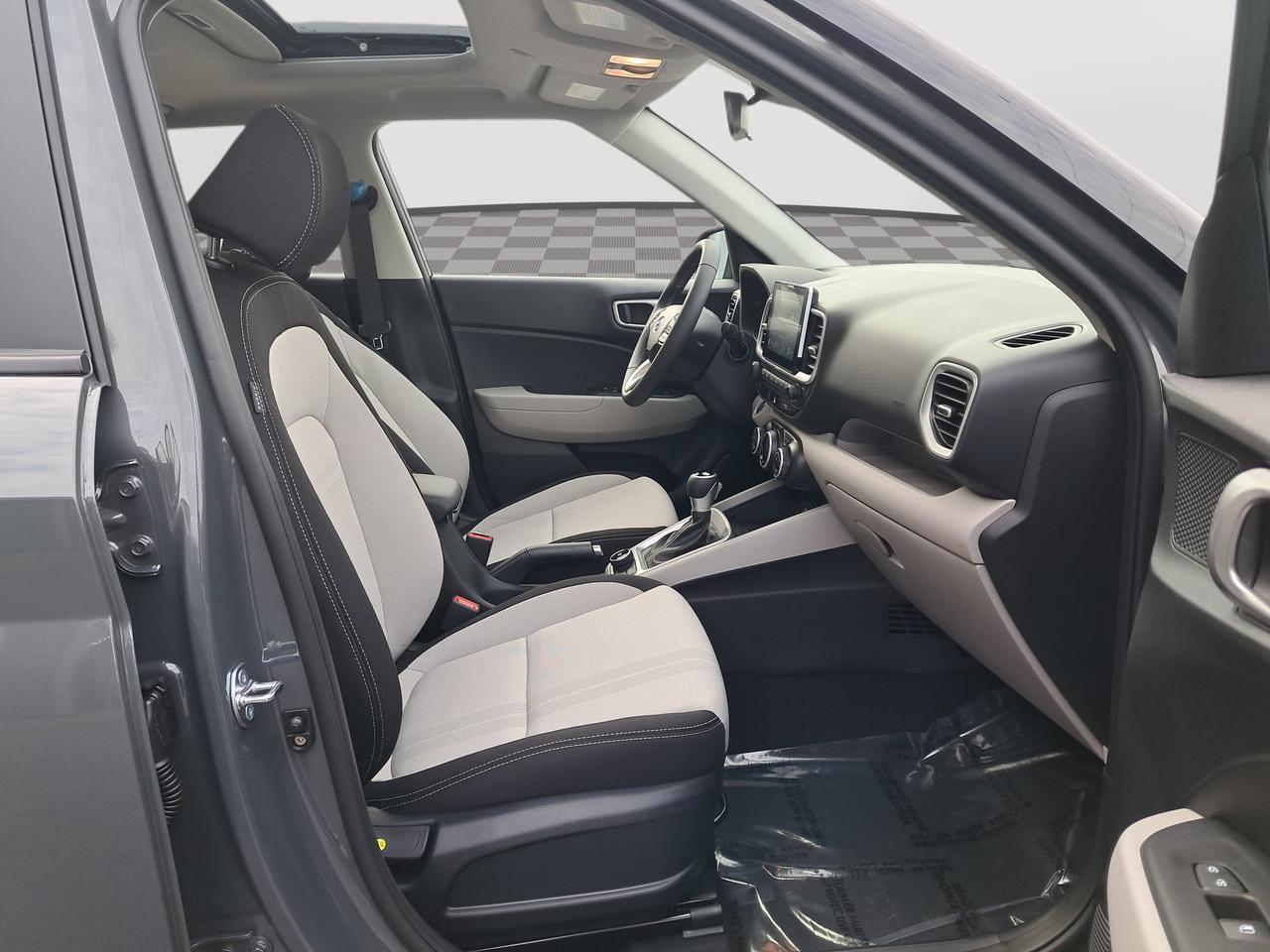 2026 Hyundai Venue SEL San Clemente CA 2026 Hyundai Venue SEL San Clemente CA