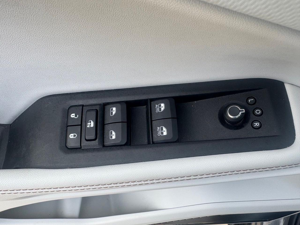 2026 Jeep Cherokee Limited Watertown SD 2026 Jeep Cherokee Limited Watertown SD