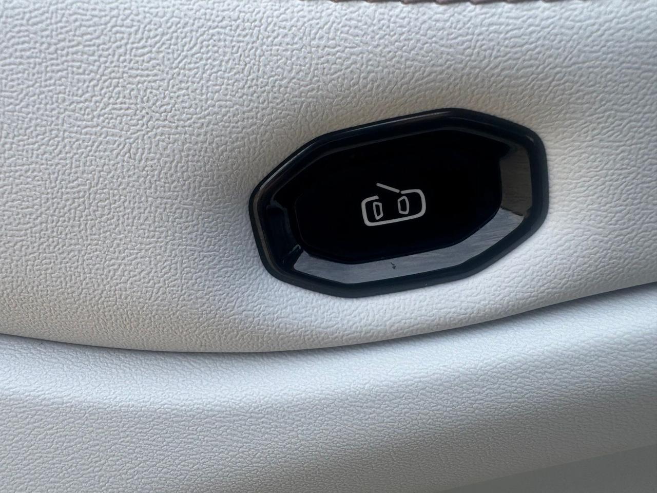 2026 Jeep Cherokee Limited Watertown SD 2026 Jeep Cherokee Limited Watertown SD