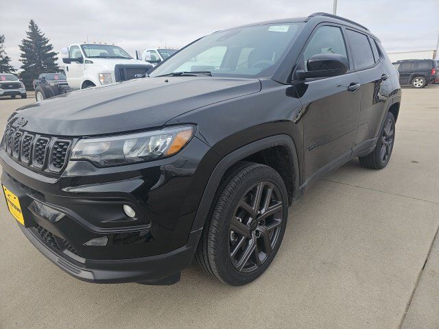 2026 Jeep Compass Latitude Watertown SD 2026 Jeep Compass Latitude Watertown SD