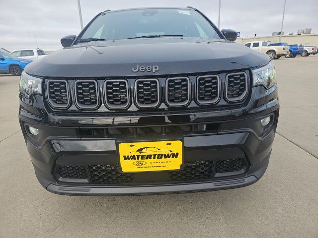 2026 Jeep Compass Latitude Watertown SD 2026 Jeep Compass Latitude Watertown SD