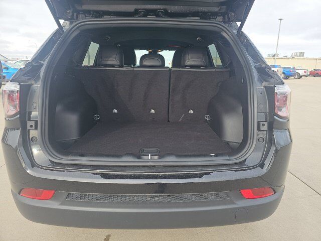 2026 Jeep Compass Latitude Watertown SD 2026 Jeep Compass Latitude Watertown SD