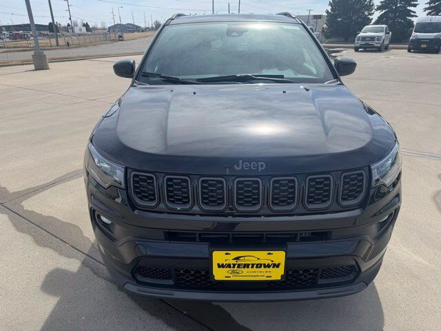 2026 Jeep Compass Latitude Watertown SD 2026 Jeep Compass Latitude Watertown SD
