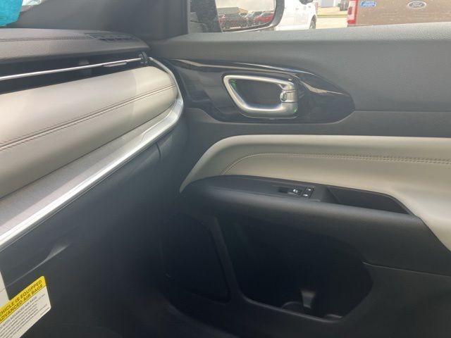 2026 Jeep Compass Limited Watertown SD 2026 Jeep Compass Limited Watertown SD