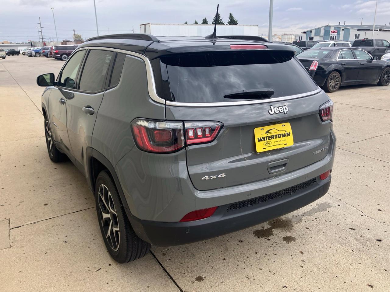 2026 Jeep Compass Limited Watertown SD 2026 Jeep Compass Limited Watertown SD