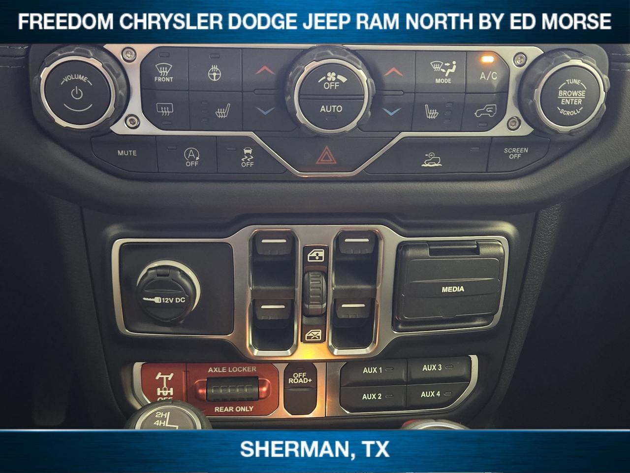 2026 Jeep Gladiator Mojave Sherman TX