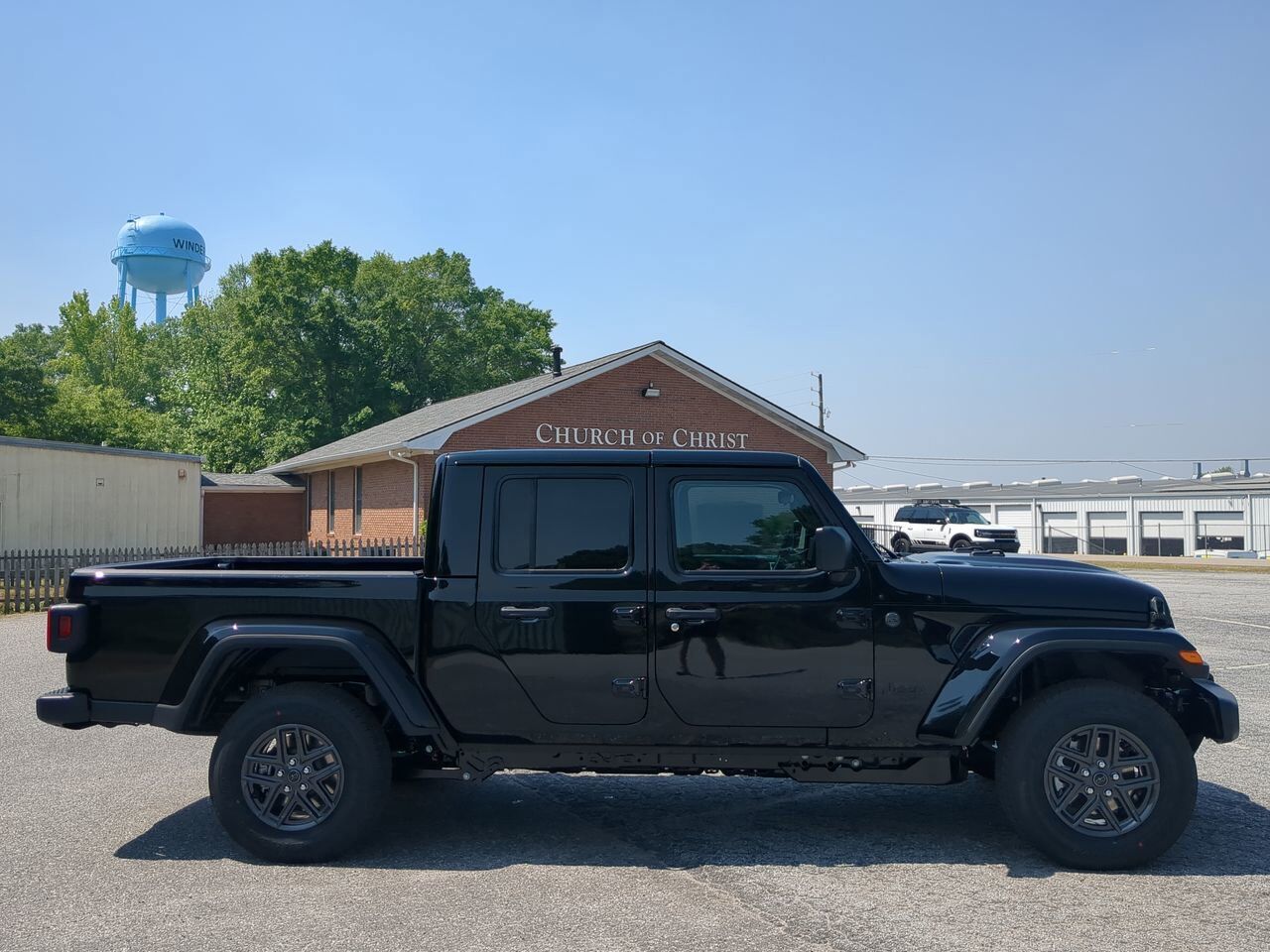 2026 Jeep Gladiator Sport S Appleton WI