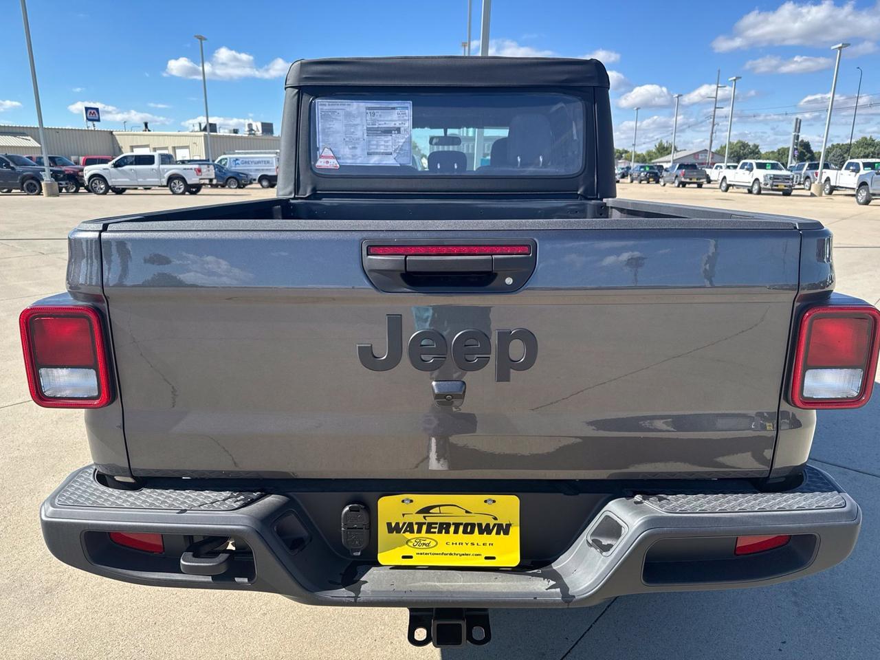 2026 Jeep Gladiator Sport Watertown SD 2026 Jeep Gladiator Sport Watertown SD