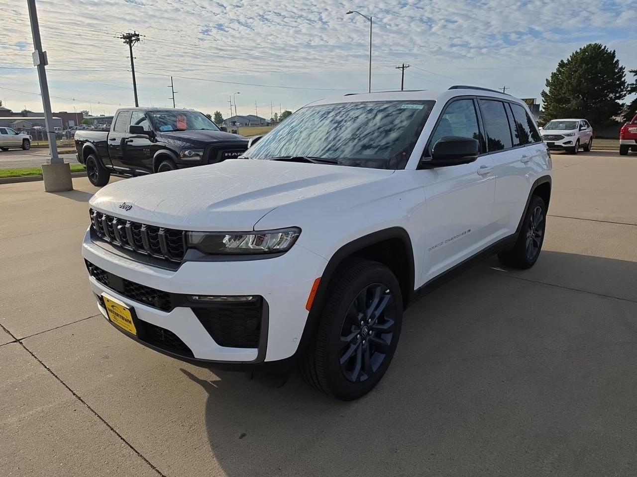2026 Jeep Grand Cherokee Watertown SD 2026 Jeep Grand Cherokee Watertown SD