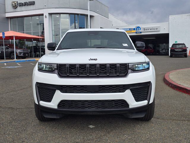 2026 Jeep Grand Cherokee L Altitude 2026 Jeep Grand Cherokee L Altitude