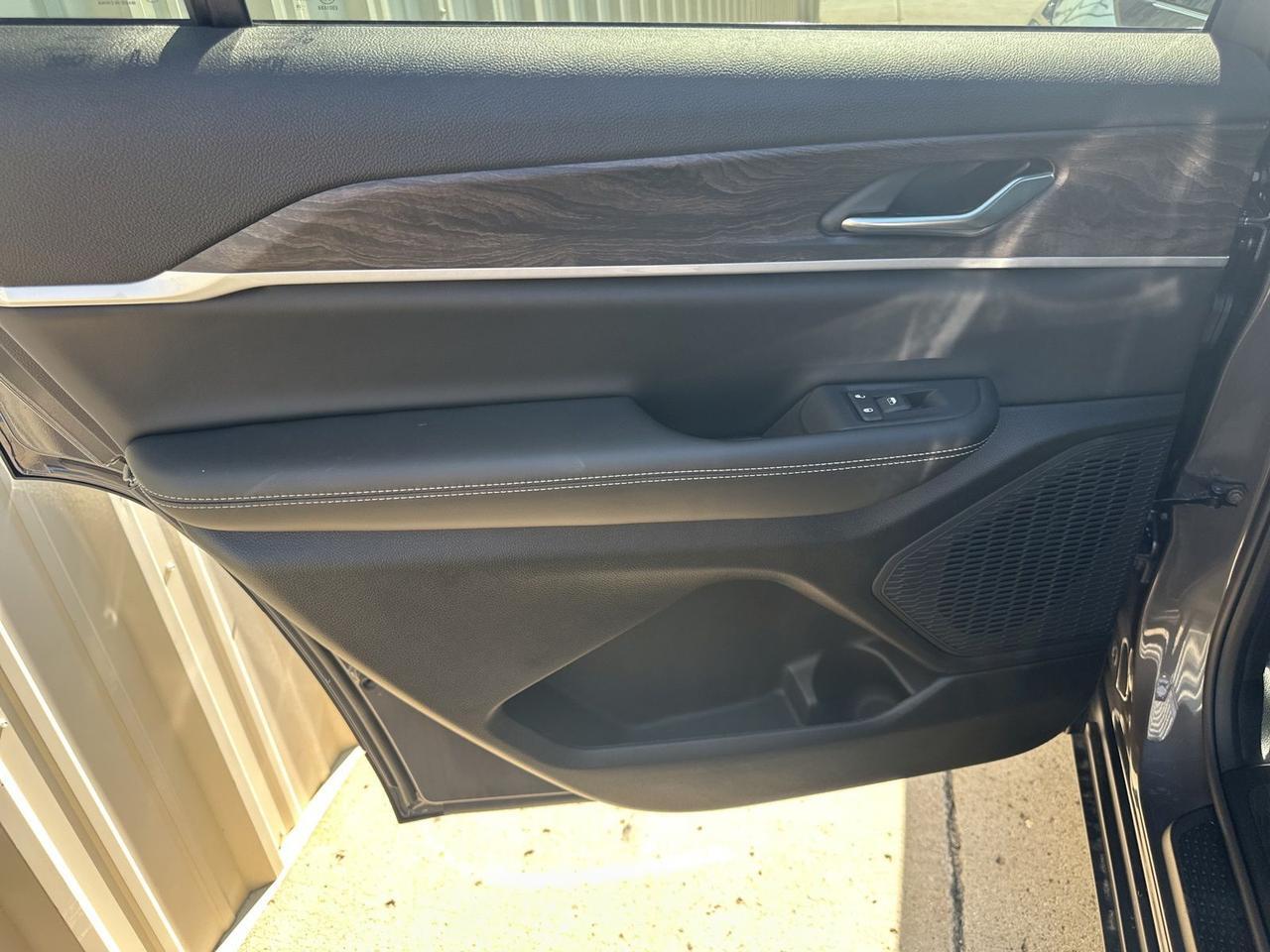 2026 Jeep Grand Cherokee L Altitude Watertown SD 2026 Jeep Grand Cherokee L Altitude Watertown SD