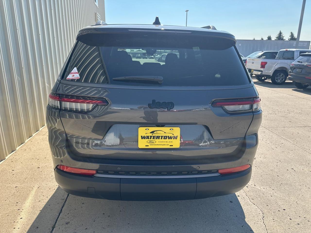 2026 Jeep Grand Cherokee L Laredo Watertown SD 2026 Jeep Grand Cherokee L Laredo Watertown SD