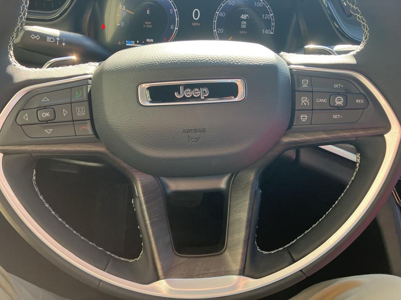2026 Jeep Grand Cherokee L Limited Watertown SD 2026 Jeep Grand Cherokee L Limited Watertown SD