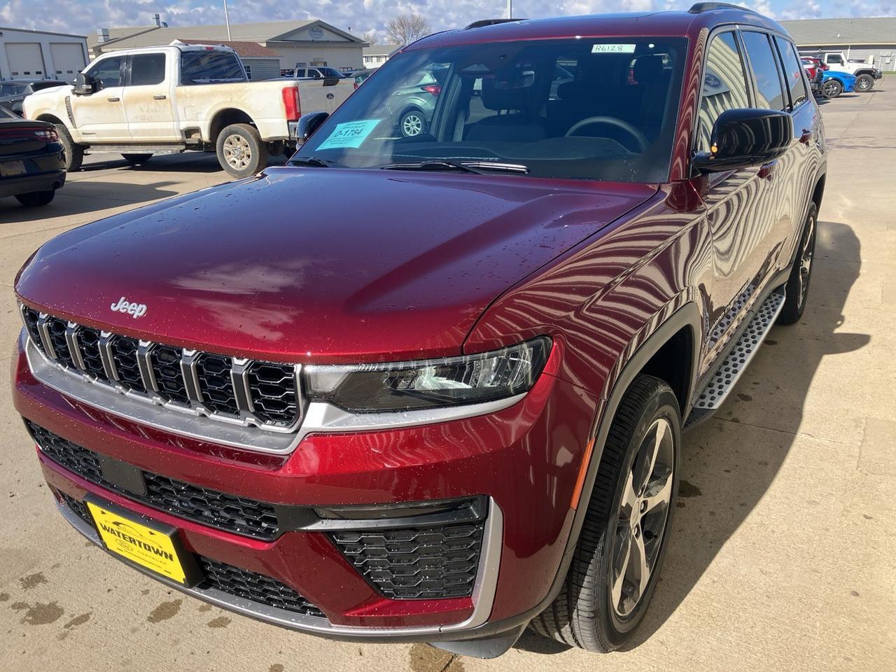 2026 Jeep Grand Cherokee L Limited Watertown SD 2026 Jeep Grand Cherokee L Limited Watertown SD
