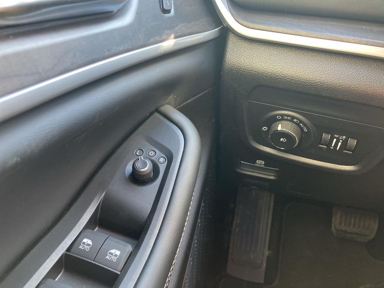 2026 Jeep Grand Cherokee L Limited Watertown SD 2026 Jeep Grand Cherokee L Limited Watertown SD