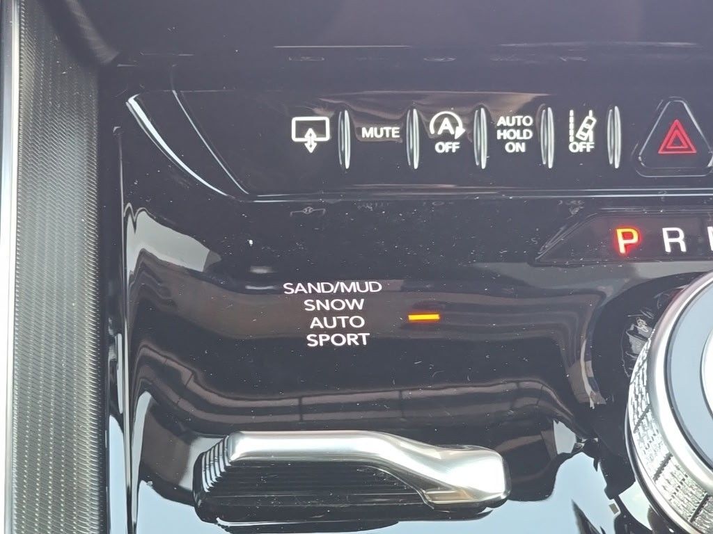 2026 Jeep Grand Wagoneer L Summit Reserve Watertown SD 2026 Jeep Grand Wagoneer L Summit Reserve Watertown SD