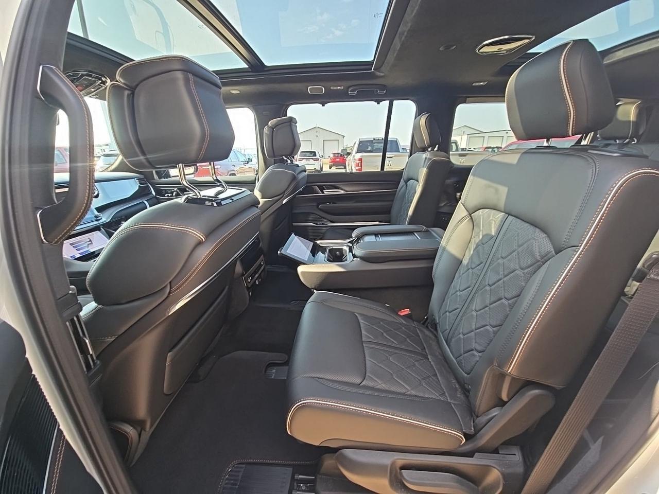 2026 Jeep Grand Wagoneer L Summit Reserve Watertown SD 2026 Jeep Grand Wagoneer L Summit Reserve Watertown SD