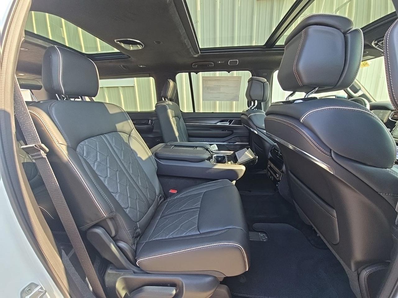 2026 Jeep Grand Wagoneer L Summit Reserve Watertown SD 2026 Jeep Grand Wagoneer L Summit Reserve Watertown SD