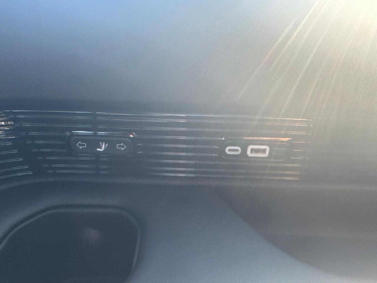 2026 Jeep Grand Wagoneer Summit Obsidian Watertown SD 2026 Jeep Grand Wagoneer Summit Obsidian Watertown SD