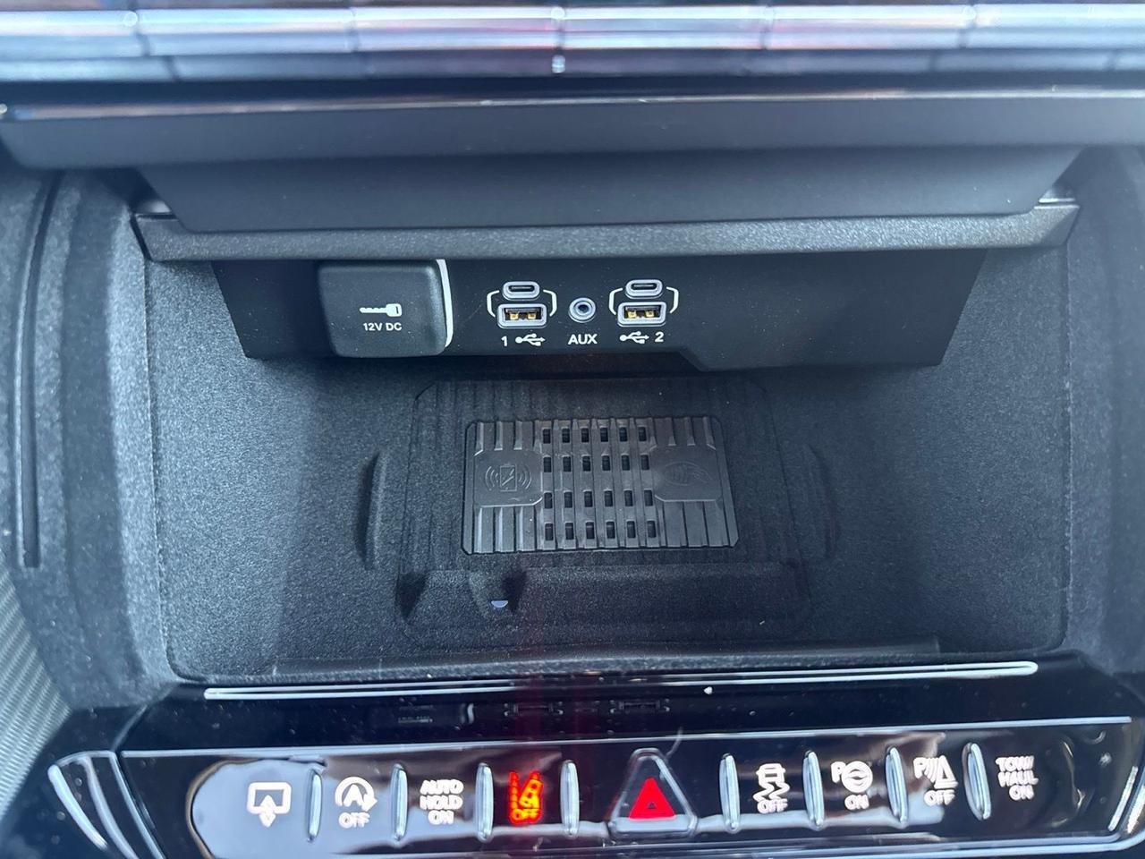 2026 Jeep Grand Wagoneer Summit Obsidian Watertown SD 2026 Jeep Grand Wagoneer Summit Obsidian Watertown SD