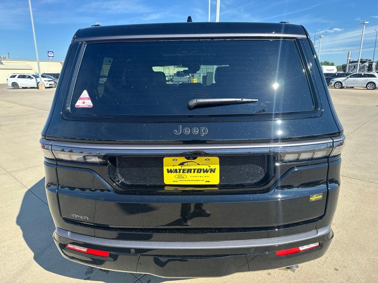 2026 Jeep Grand Wagoneer Summit Obsidian Watertown SD 2026 Jeep Grand Wagoneer Summit Obsidian Watertown SD