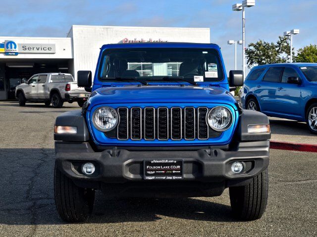 2026 Jeep Wrangler Sport 2026 Jeep Wrangler Sport