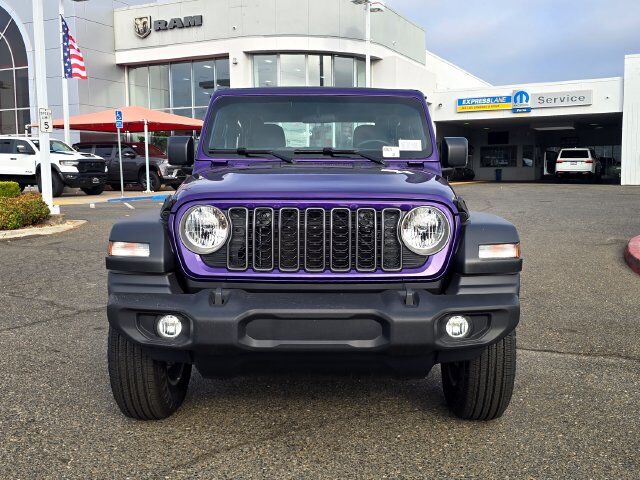 2026 Jeep Wrangler Sport 2026 Jeep Wrangler Sport
