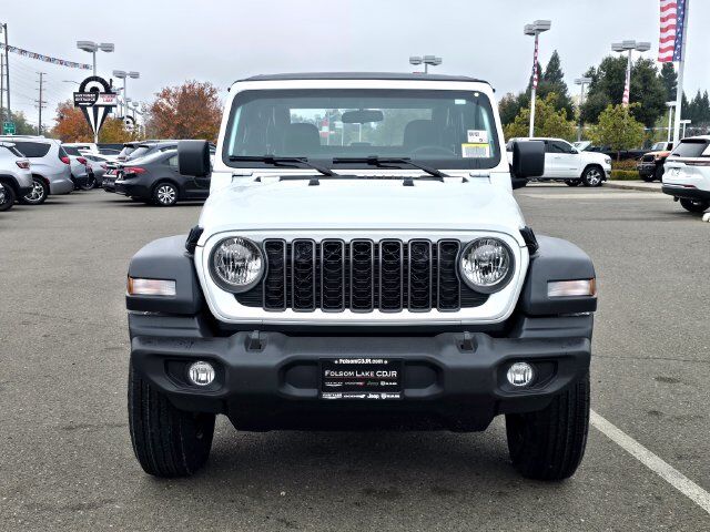 2026 Jeep Wrangler Sport 2026 Jeep Wrangler Sport
