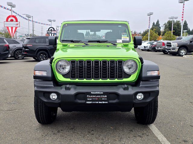 2026 Jeep Wrangler Sport 2026 Jeep Wrangler Sport