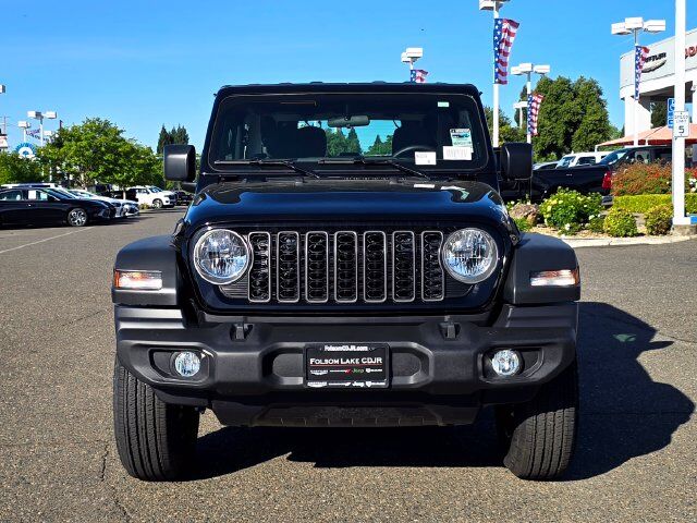 2026 Jeep Wrangler Sport 2026 Jeep Wrangler Sport