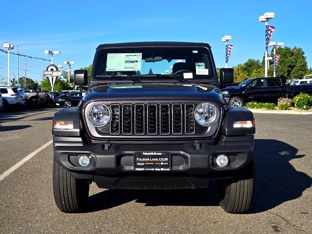 2026 Jeep Wrangler Sport 2026 Jeep Wrangler Sport