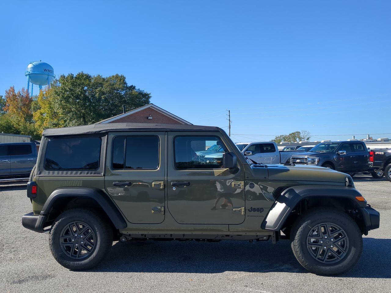 2026 Jeep Wrangler Sport S Appleton WI