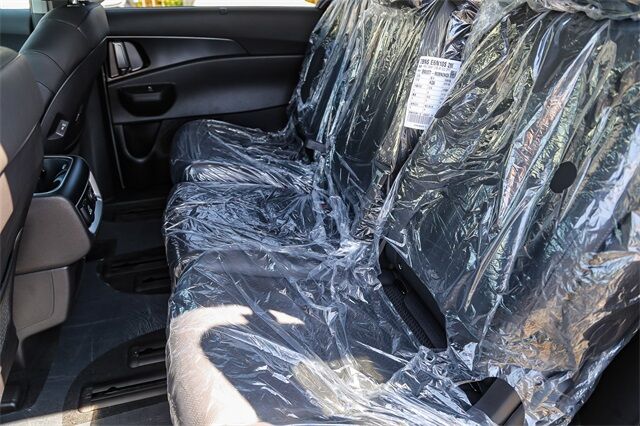 2026 Kia Carnival Hybrid SX Prestige Renton WA 2026 Kia Carnival Hybrid SX Prestige Renton WA