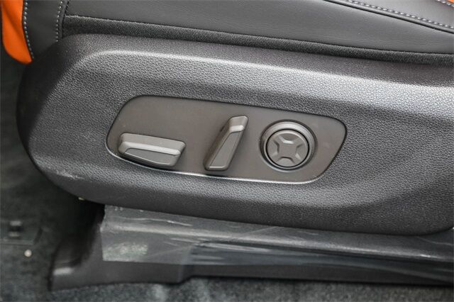 2026 Kia Carnival MPV Hybrid EX Glendale CA 2026 Kia Carnival MPV Hybrid EX Glendale CA