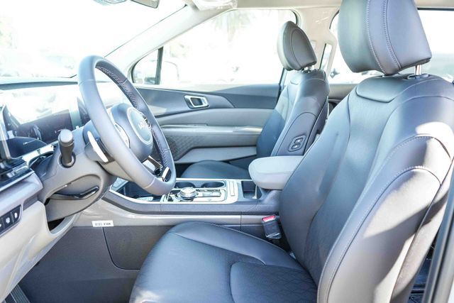 2026 Kia Carnival MPV Hybrid EX Huntington Beach CA 2026 Kia Carnival MPV Hybrid EX Huntington Beach CA