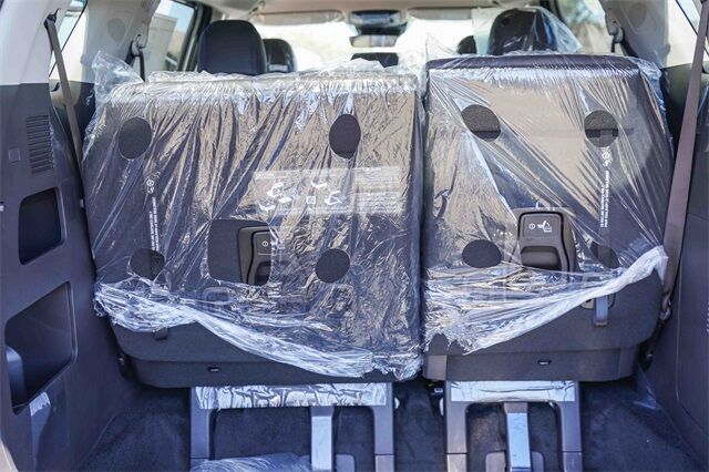 2026 Kia Carnival MPV Hybrid EX Huntington Beach CA 2026 Kia Carnival MPV Hybrid EX Huntington Beach CA