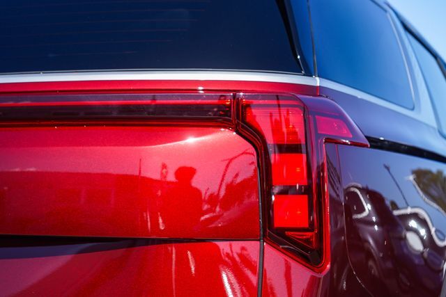 2026 Kia Carnival MPV Hybrid LXS Huntington Beach CA 2026 Kia Carnival MPV Hybrid LXS Huntington Beach CA