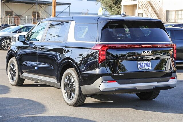 2026 Kia Carnival MPV Hybrid LXS Huntington Beach CA 2026 Kia Carnival MPV Hybrid LXS Huntington Beach CA